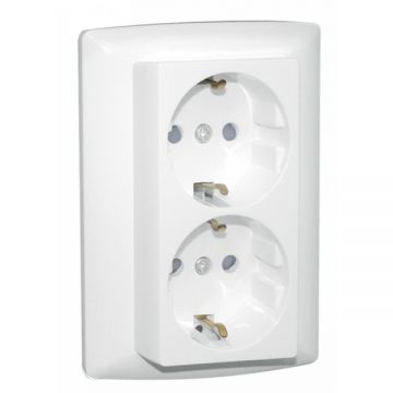 EFAPEL TOMADA C/TERRA DUPLA 70332 MARFIM - 0824.246